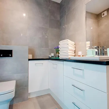 Apartmán With Two Bedrooms On The 10th Floor *